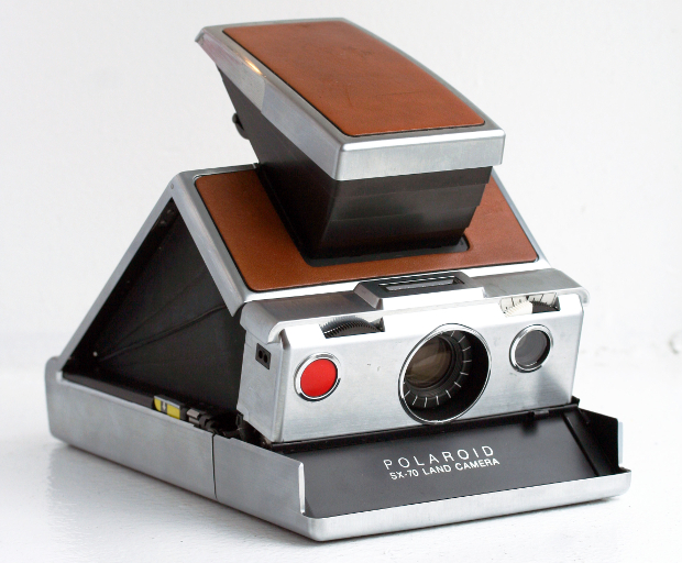 polaroidsx70.jpg