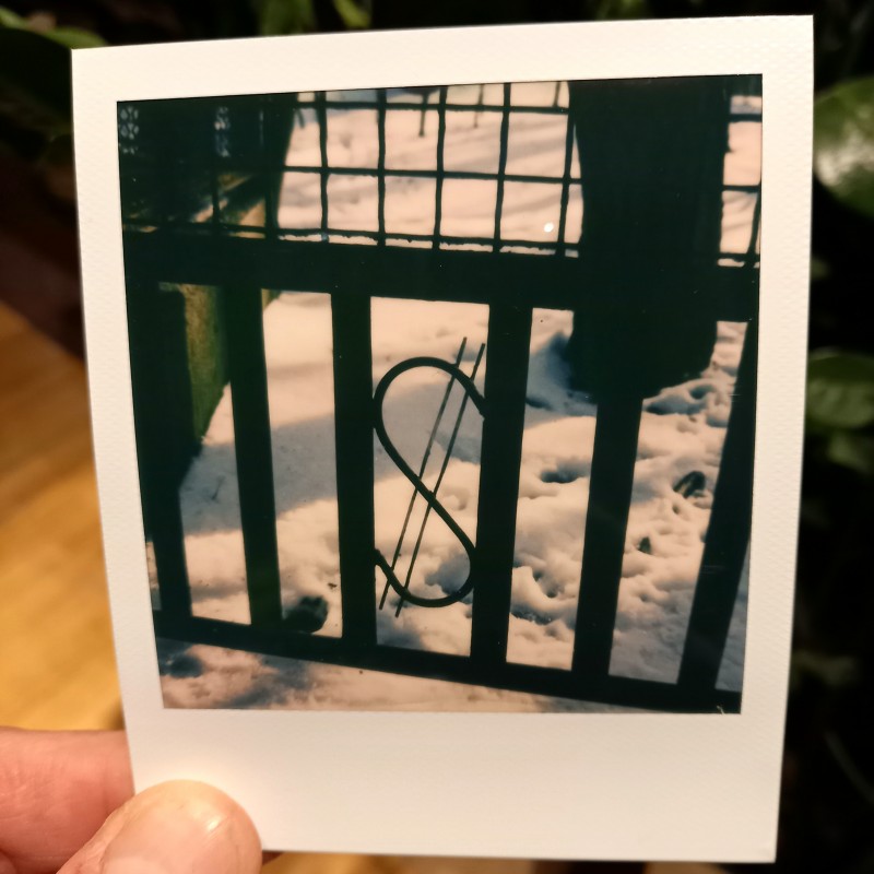 Polaroid  SX 70