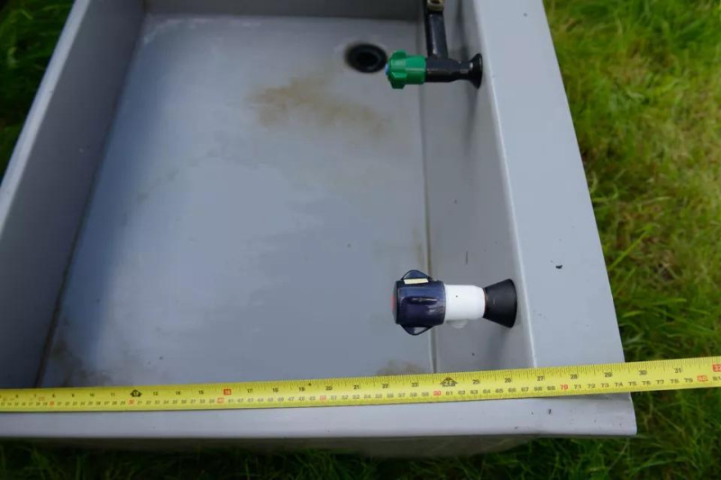 Small sink-3.jpg