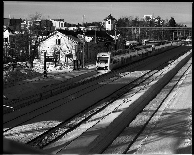 train_red25_1.jpg